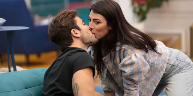 Gf Vip, Pierpaolo Petrelli pronto a chiedere a Giulia Salemi di sposarlo? L'indiscrezione