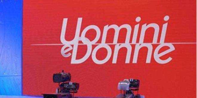 Una dama del trono over di Uomini e donne decide di raccontare il suo segreto!