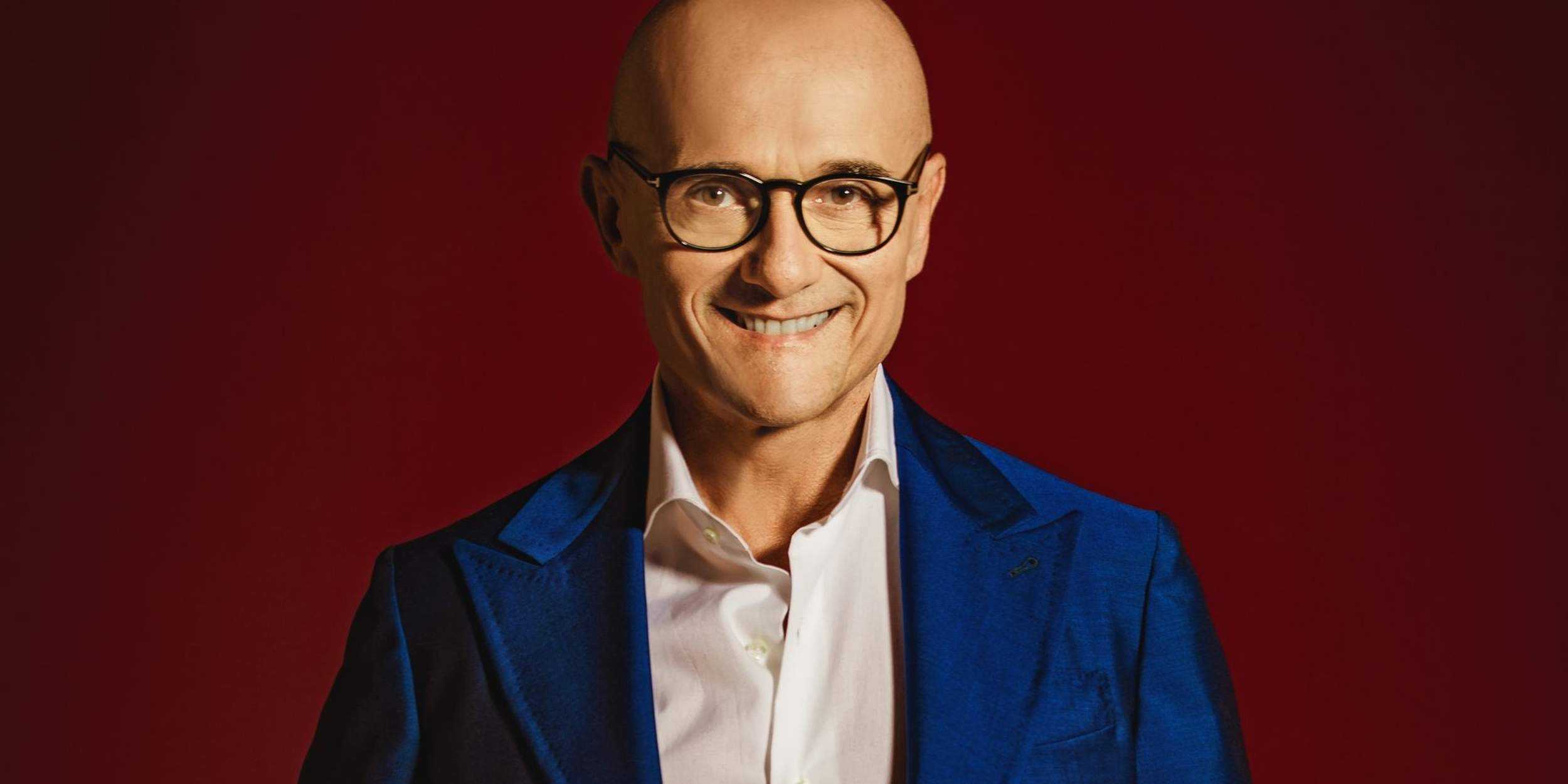 Alfonso Signorini parla degli attacchi di Fabrizio Corona