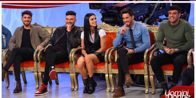 Uomini e Donne anticipazioni, registrazione trono classico 3-01-2019: arriva il bacio più atteso, in studio è il caos