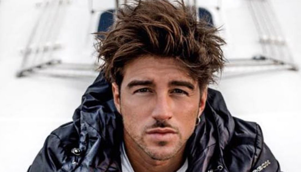 Uomini e Donne news, Andrea Damante fa una dedica d'amore e poi cancella: a chi era rivolta?