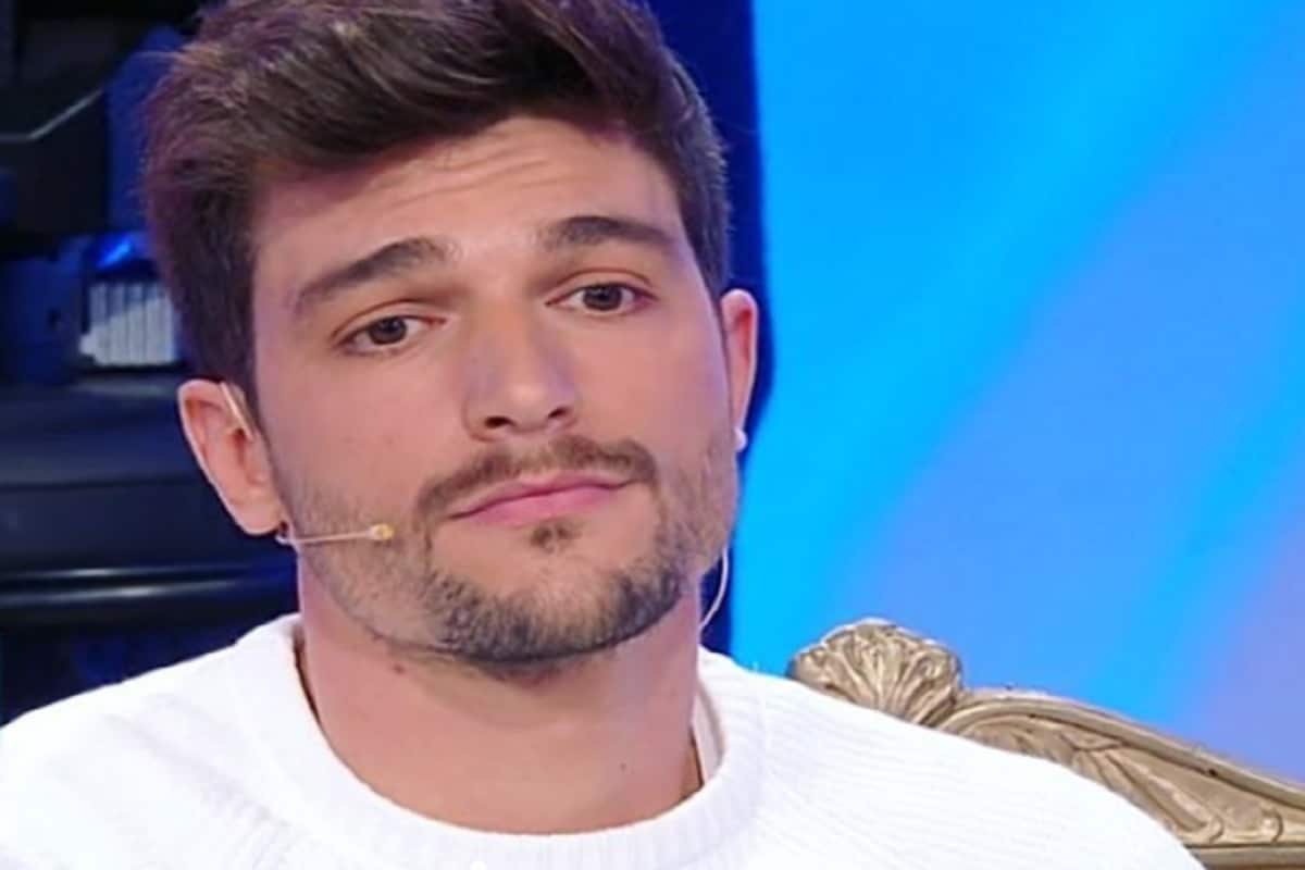 Uomini e Donne anticipazioni: cacciato Andrea Zelletta, è ancora fidanzato con la ex
