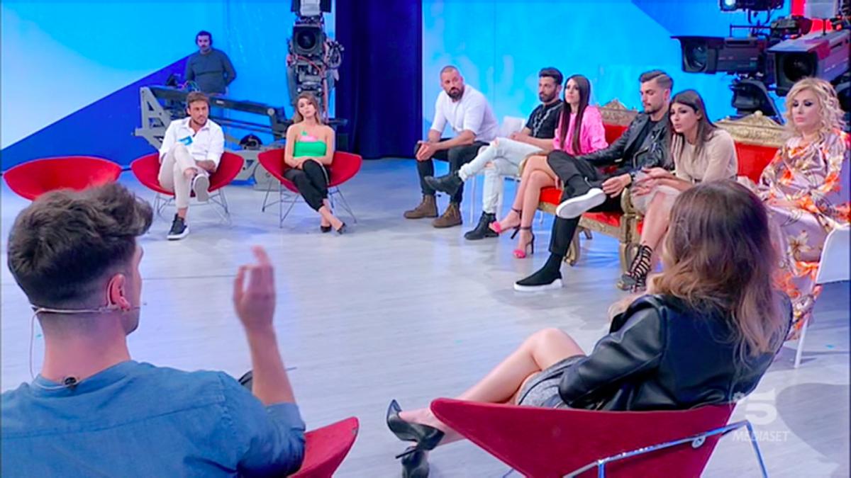 Uomini e Donne anticipazioni, le tre scelte avverranno in studio: svelata la data