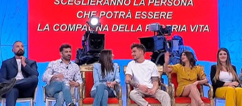 Uomini e Donne anticipazioni, registrazione trono classico 7-5-2019: annunciata una scelta, Andrea Zelletta fa chiarezza