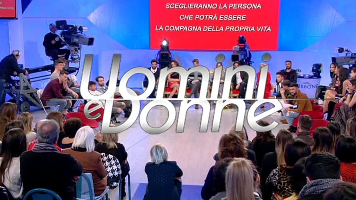 Uomini e Donne, nuova registrazione trono classico: confronto in studio tra Andrea Dal Corso e Teresa Langella