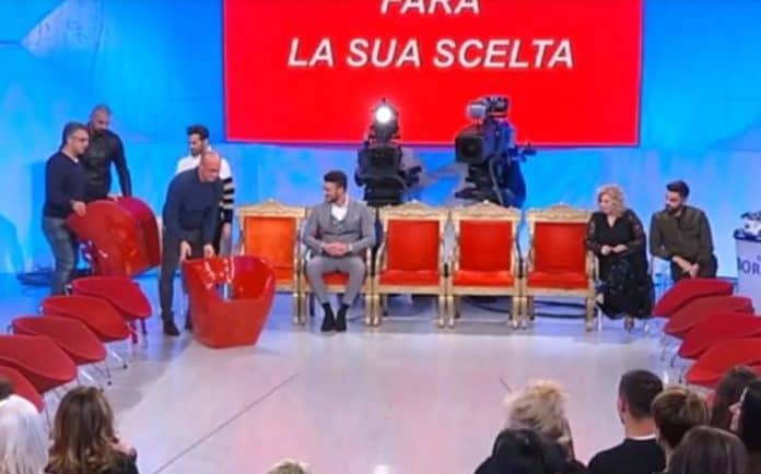 Uomini e Donne news, una coppia amatissima fa il grande passo e va a convivere