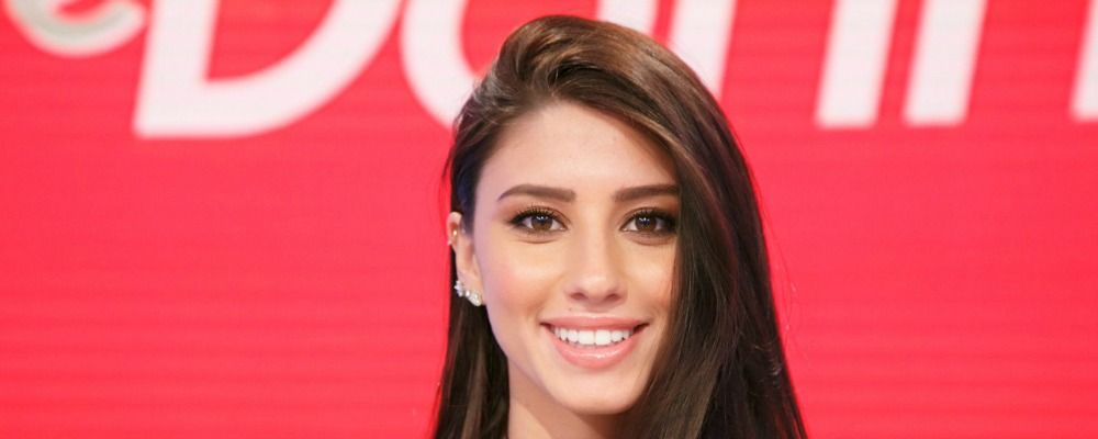 Uomini e Donne, Angela Nasti ha perso la testa per un corteggiatore di Teresa Langella