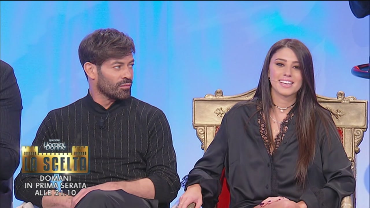 Uomini e Donne gossip, Angela Nasti: un ex tronista fa affermazioni molto pesanti