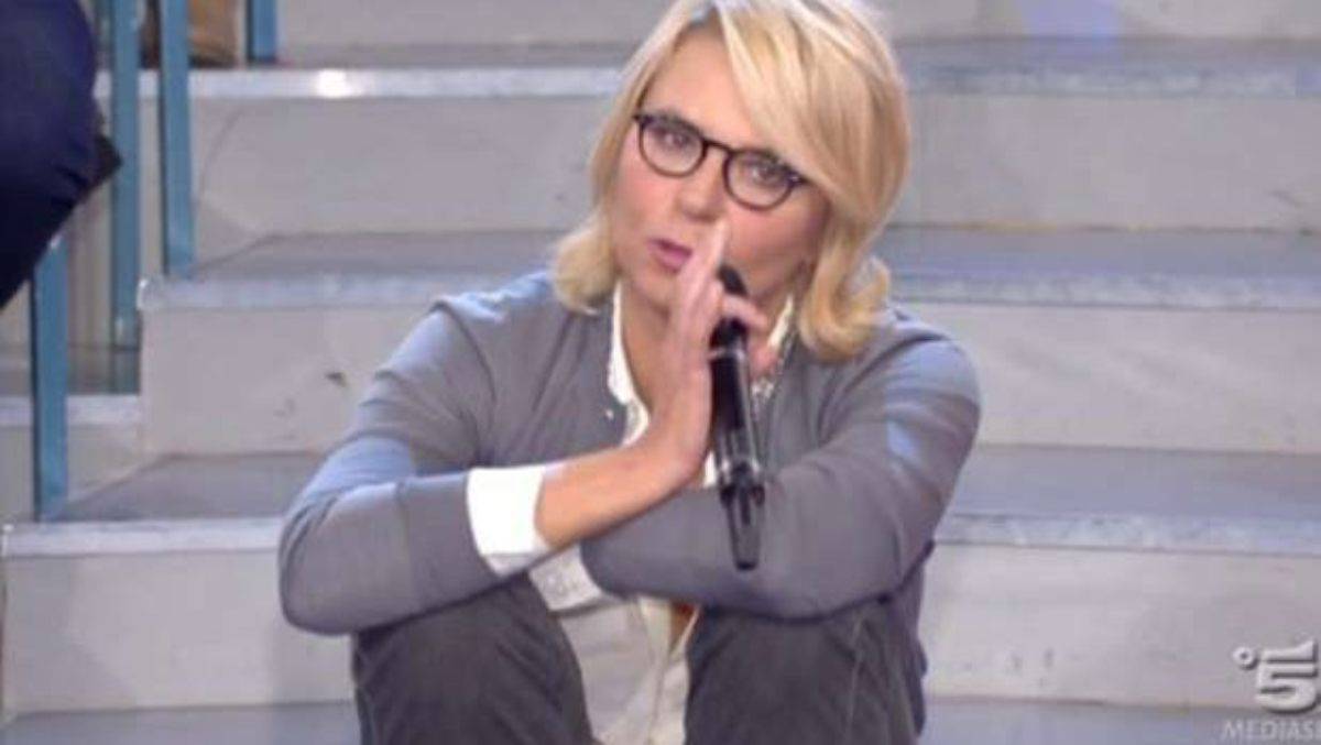 Uomini e Donne anticipazioni, famosa ex tronista torna sul trono a settembre?