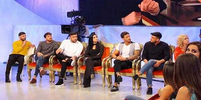 Uomini e Donne gossip, una corteggiatrice smaschera la redazione e accusa