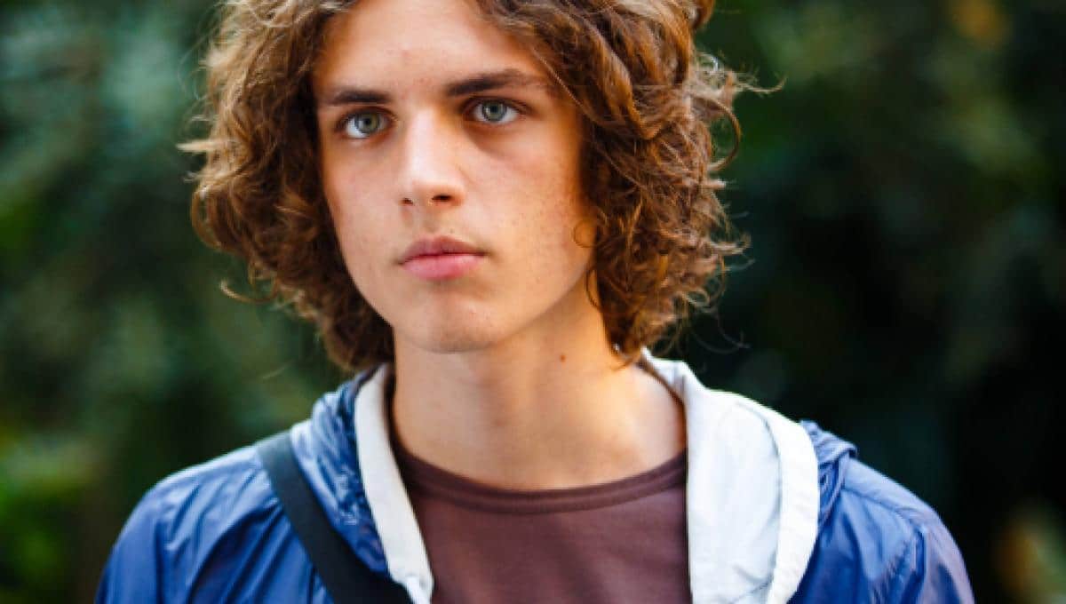 Anticipazioni Un posto al sole, puntata 25 luglio 2019: Vittorio conosce la madre di Alex