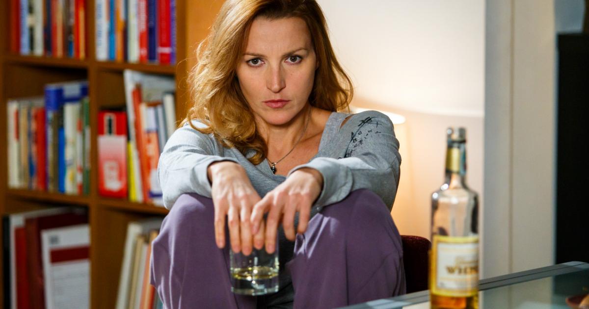 Anticipazioni Un posto al sole, puntata lunedì 20 maggio 2019: Giovanna incastra Prisco