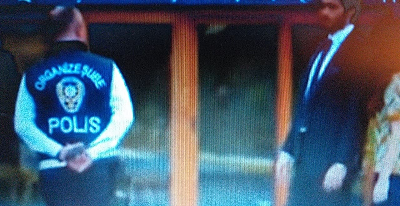 Bitter Sweet anticipazioni, 9 agosto 2019: Ferit viene arrestato per contrabbando di droga