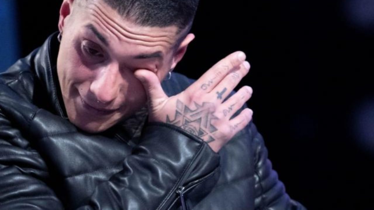 Francesco Chiofalo disperato sui social: "Non mangio, non dormo, sto male"