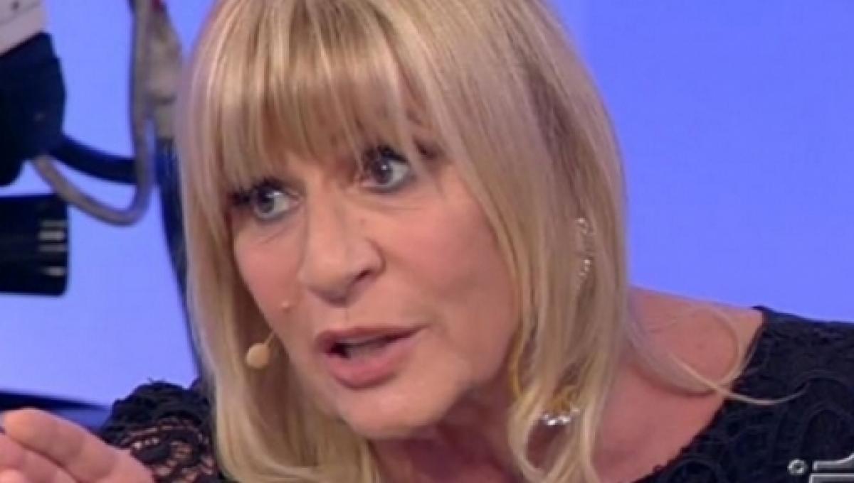 Uomini e Donne, le accuse shock dell'ex amica di Gemma: "È fidanzata e la redazione lo sa"