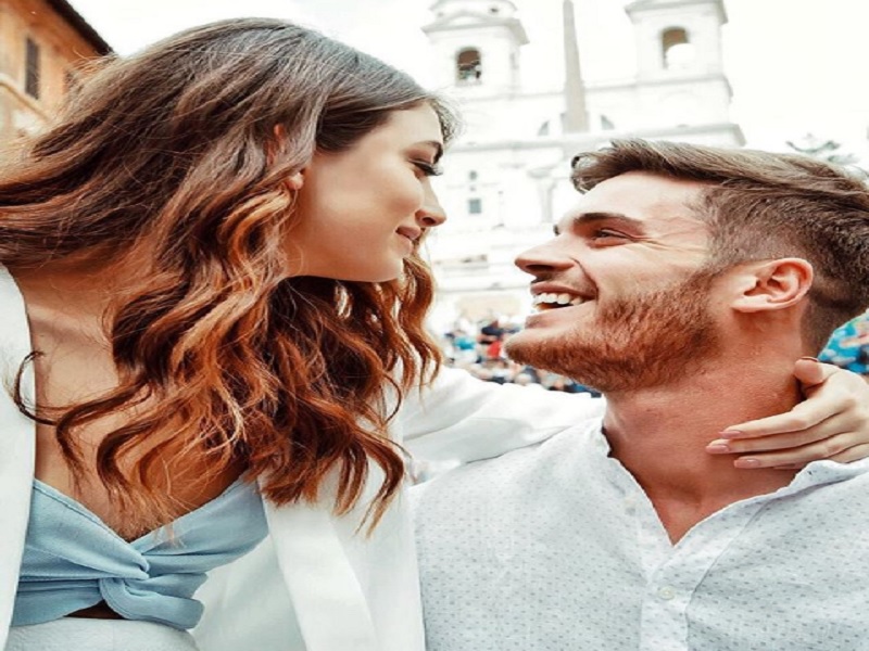 Uomini e Donne gossip, Giordano e Nilufar: la convivenza forzata e lo scambio di frecciatine