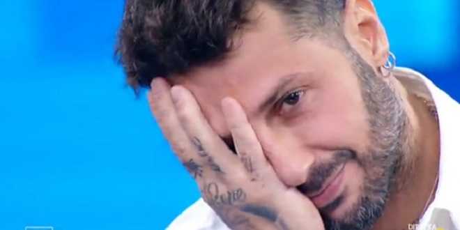 Ladri a casa di Fabrizio Corona, lo sconvolgente video dell'ex re dei paparazzi