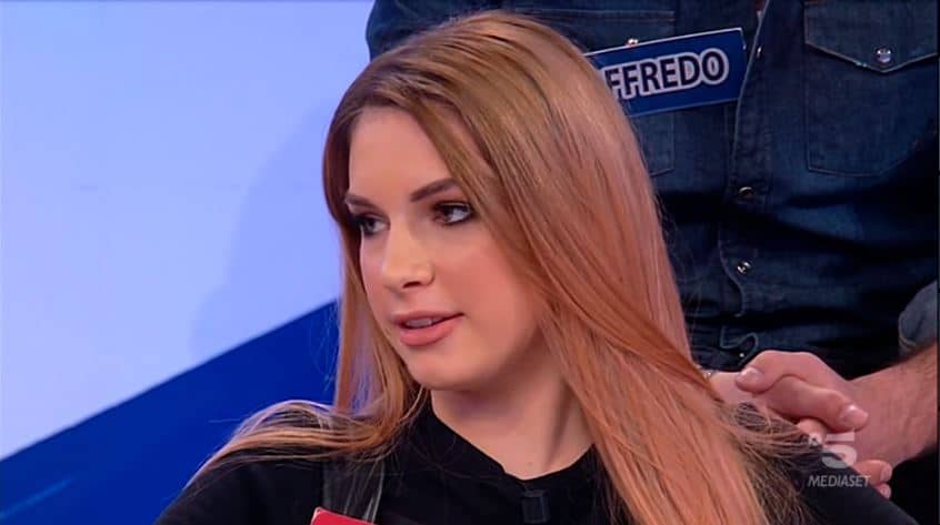 Uomini e Donne gossip, Klaudia viene smascherata: ecco cosa faceva qualche mese fa