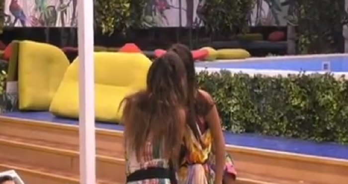 Grande Fratello 2019: Martina e Mila si baciano, anche Michael bacia Cristian!