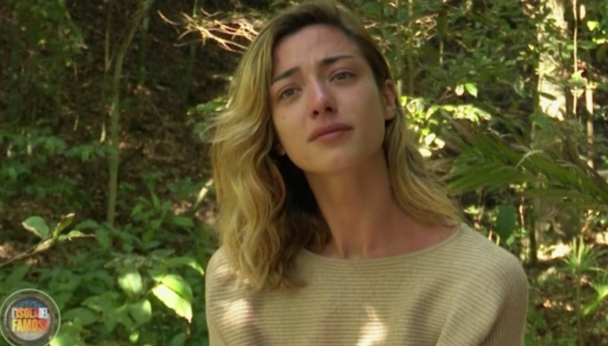 Isola dei Famosi, Soleil Sorge fidanzata con un famoso calciatore: come ha preso il flirt con Jeremias?