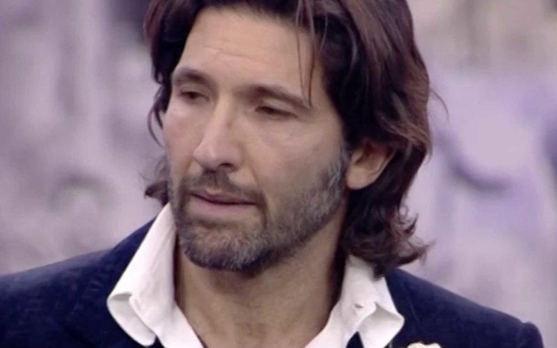 Grande Fratello Vip, Walter Nudo ricoverato d'urgenza per un malore