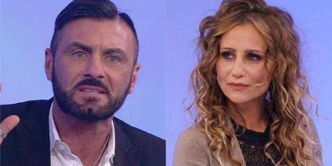 Uomini e Donne gossip, la ex di Sossio rivela: "Lui mi chiede foto nuda e Ursula lo sa"