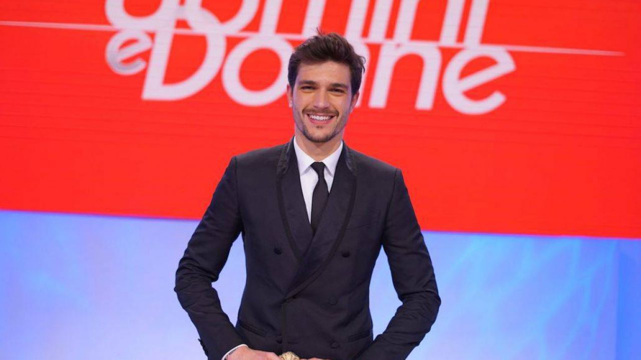 Uomini e Donne anticipazioni, scelta anticipata per Andrea Zelletta? Il tronista è pazzo di lei