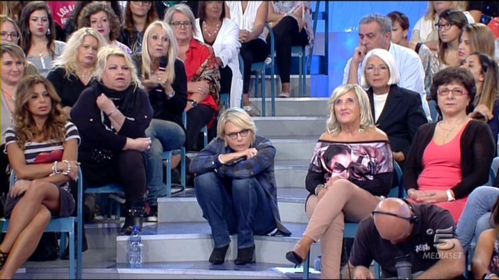 Uomini e Donne news, ex protagonista ne ha per tutti: dalla redazione a Gianni Sperti