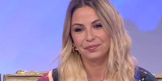 Uomini e Donne news, Sabrina Ghio in lacrime su Instagram: Natale senza la figlia