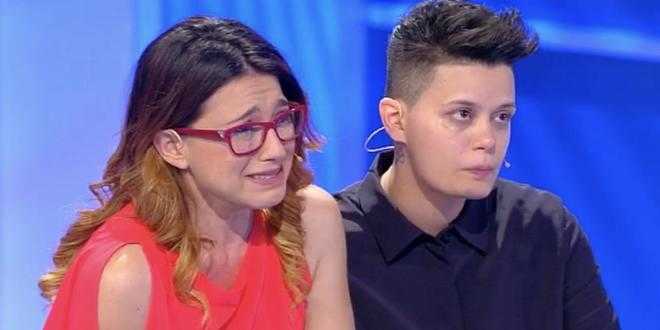 C'è posta per te, 19 gennaio 2019: l'amore infelice di Denise e Deborah