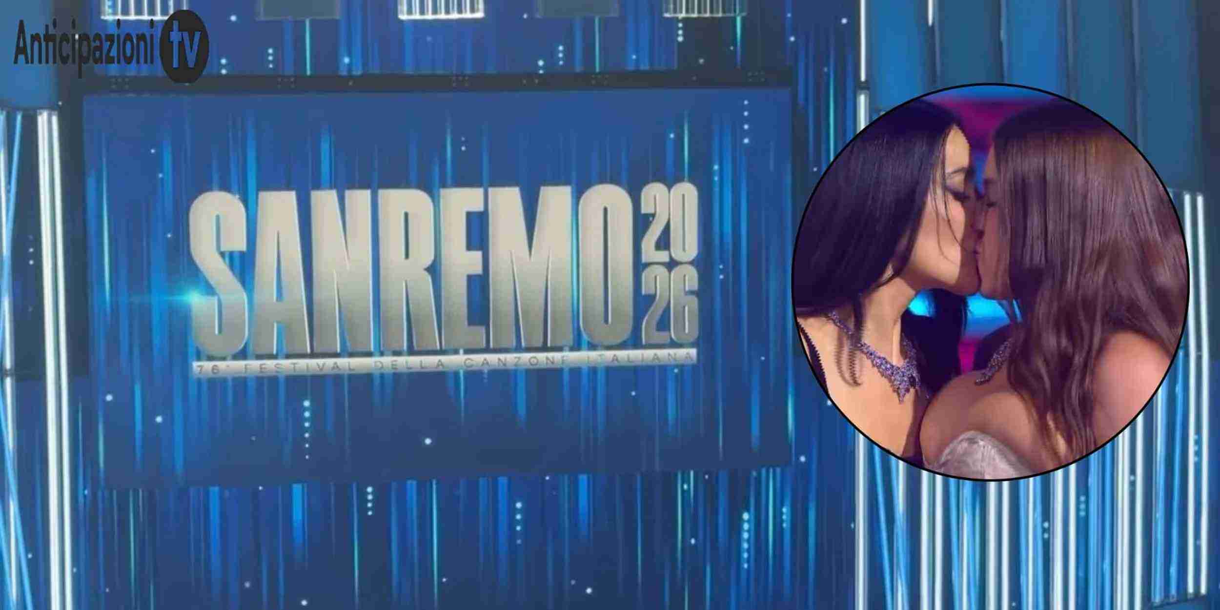 Levante e Gaia sul palco di Sanremo 2026 durante la serata cover con riferimento al bacio e alle polemiche sulla presunta censura della regia Rai.