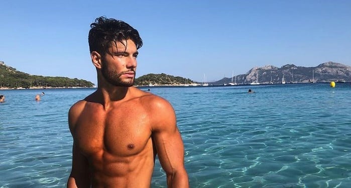 Uomini e Donne anticipazioni: il gesto inaspettato di Antonio Moriconi in villa