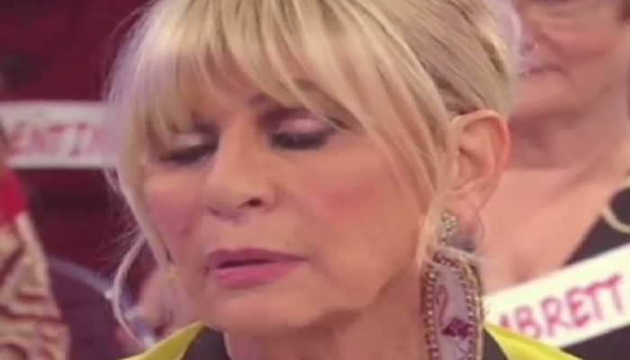 Uomini e Donne: Gemma Galgani piange per il triste lutto e commuove