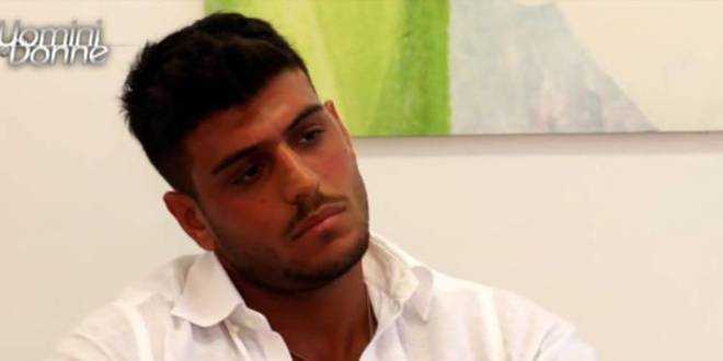 Uomini e Donne news, messaggio sospetto per Luigi Mastroianni