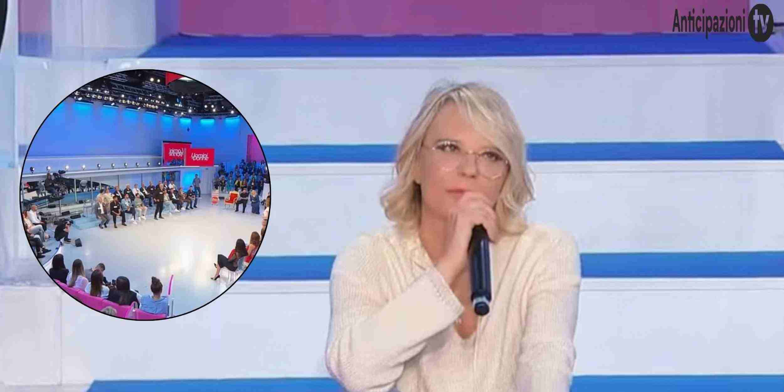 Maria De Filippi nello studio di Uomini e Donne