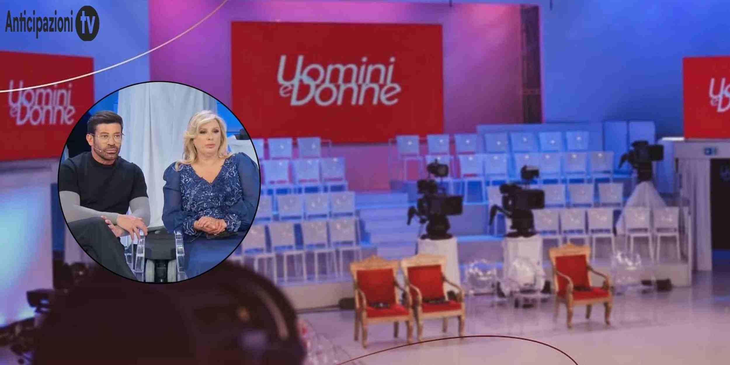 Lo studio di Uomini e Donne con Tina Cipollari e Gianni Sperti