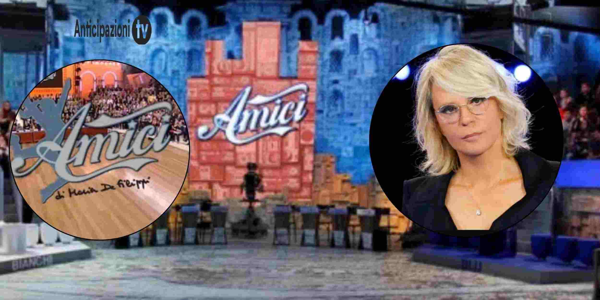 Maria De Filippi e lo studio di Amici di molti anni fa