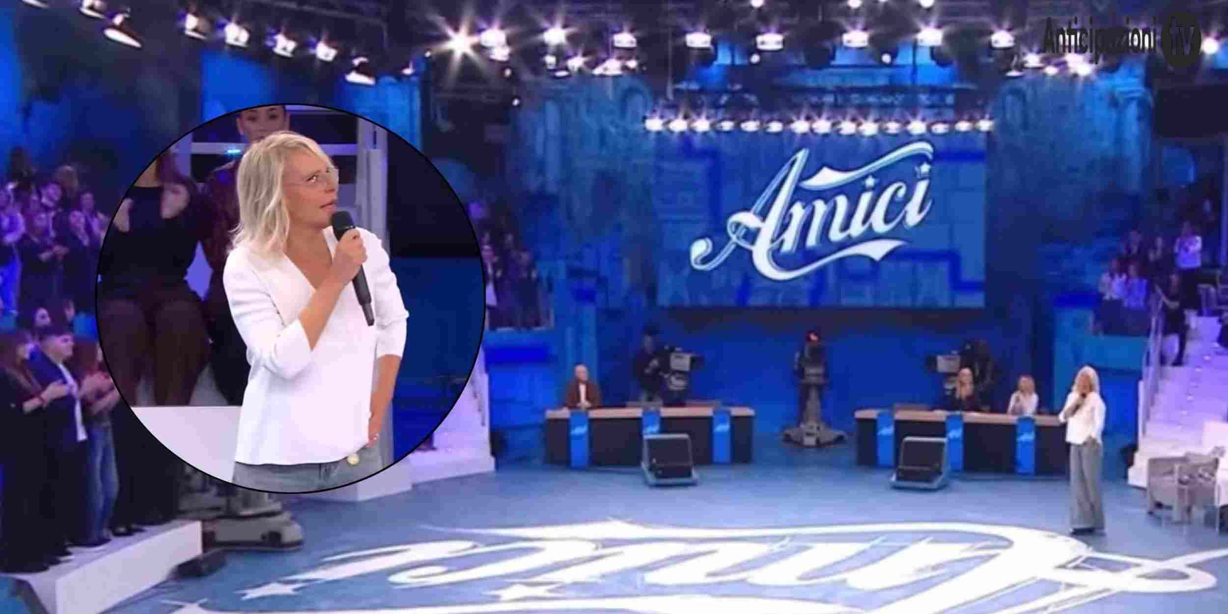 Maria De Flippi nello studio di Amici