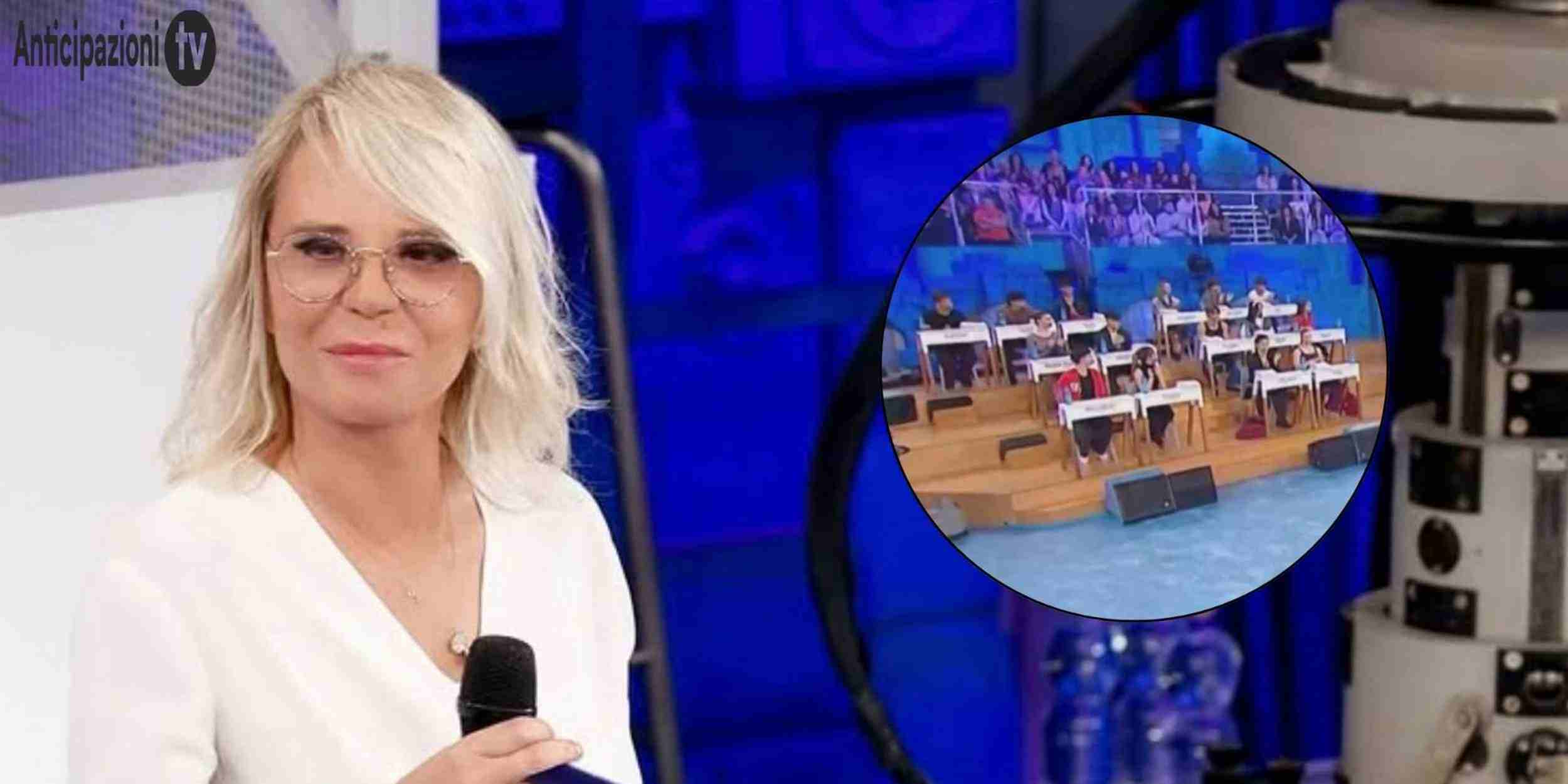 Maria De Filippi in questo primo scatto ad Amici 26, fonte Instagram profilo @bettysold
